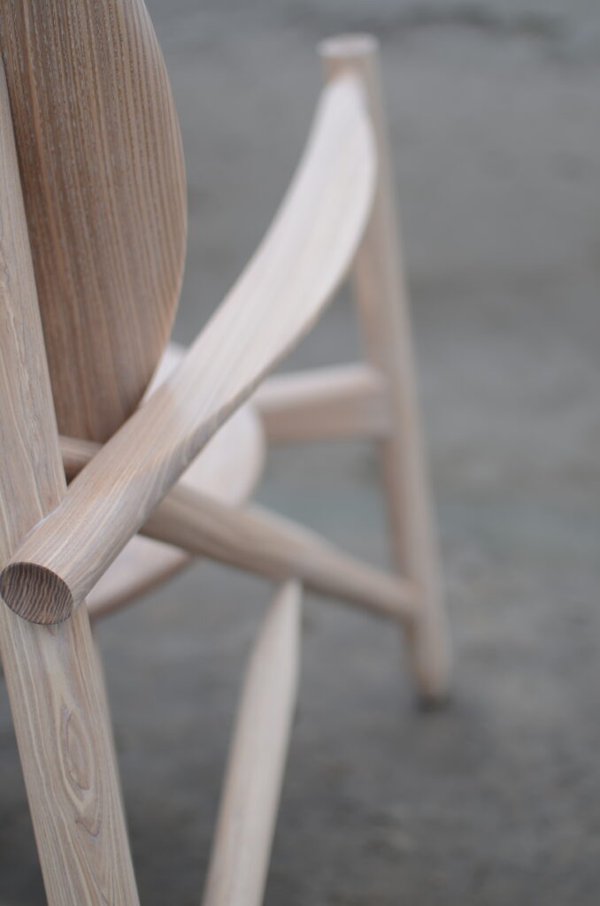 Luna Chair Detail:1